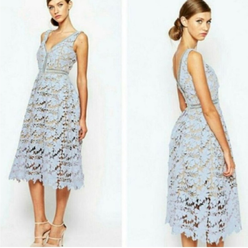 Romeo & Juliet couture elegant Lace Midi Dress in Light Blue and beige.